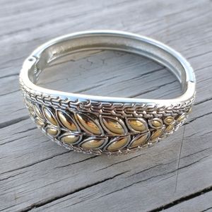 80s-90s Vintage Bangle Bracelet